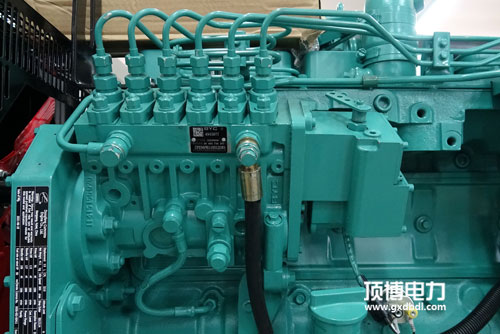 广西顶博发电机组制造“当、当”响,转速升高,响声也增大,怎么回事?
